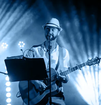 Location vidéo pour événements en France avec Gauthier Spectacle.